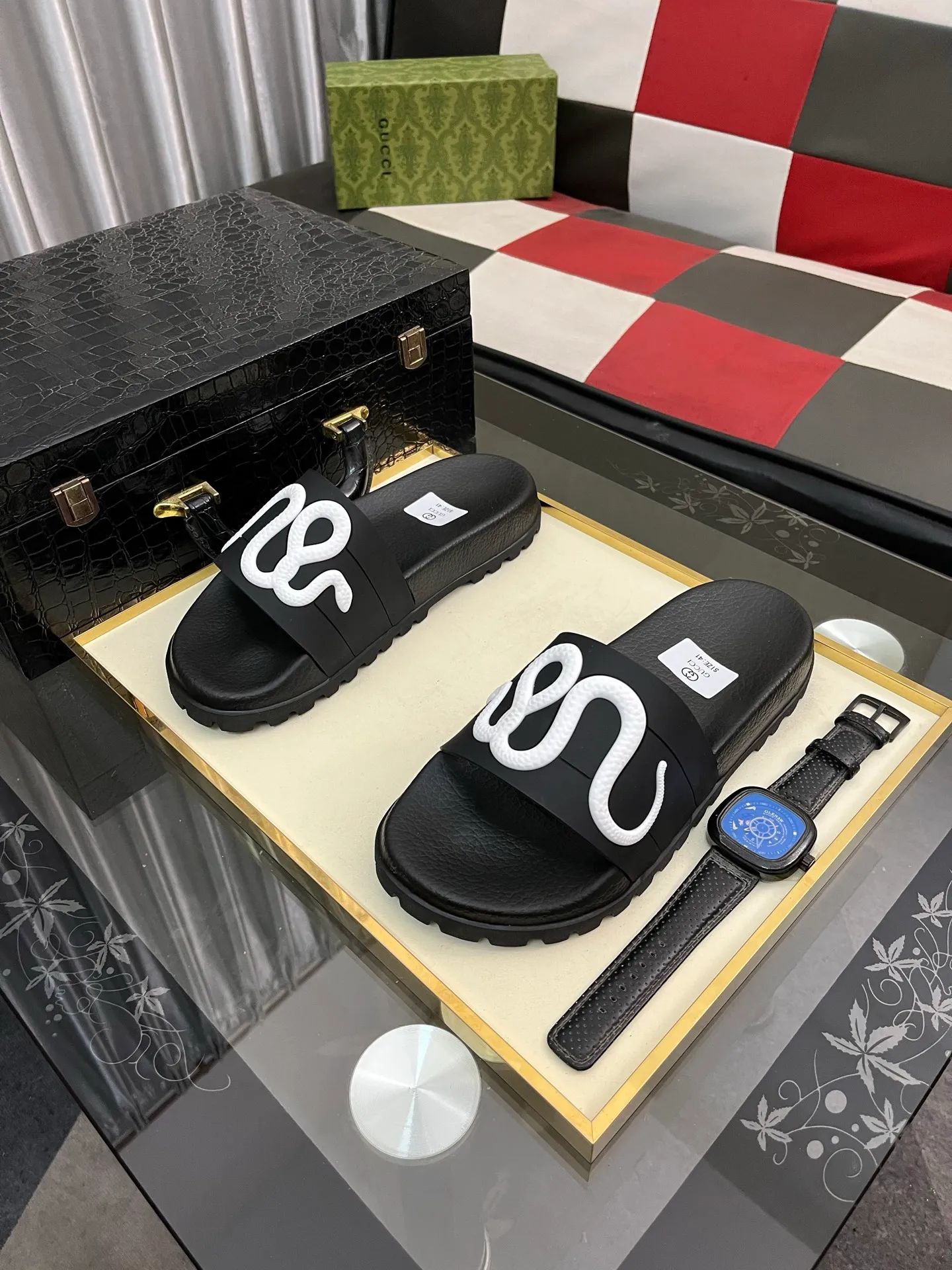 Men's men's shoes💰260⌚️⌚️ＧＵＣＣＩ.Gucci.Official website 1:1 popular slippers hot sale! Original original material 🩴 SIZE: 38-46 (45.46 non-refundable)